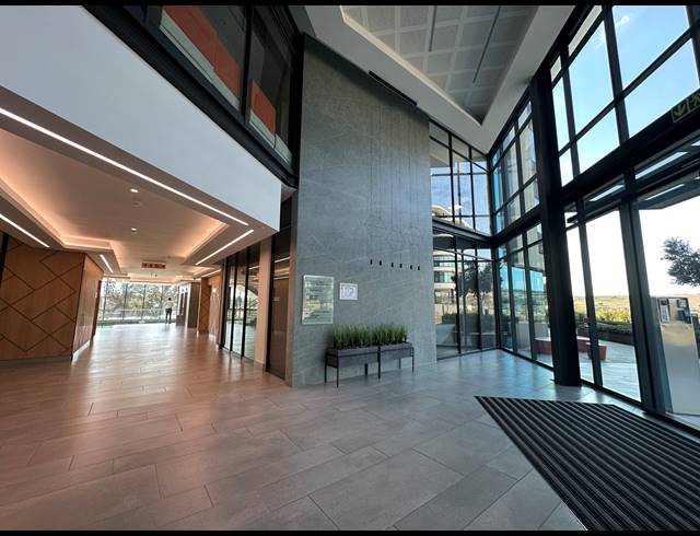 167M² OFFICE TO LET IN DOORNKLOOF